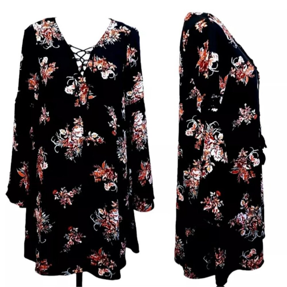 HINT OF MINT Peasant Dress, Black Floral Lace Up Long Sleeve Boho Casual, M